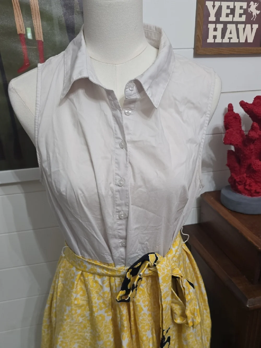 Tommy Hilfiger Yellow and Navy Floral Border Twirl Dress 12 - Picture 3 of 4